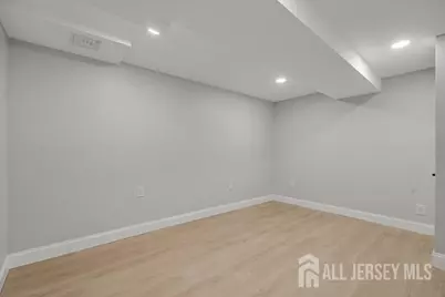 21 Vauxhall Road, East Brunswick Township, NJ 08816 - Photo 23