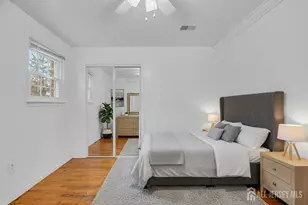 14 College Dr, Edison, NJ 08817 - Photo 17