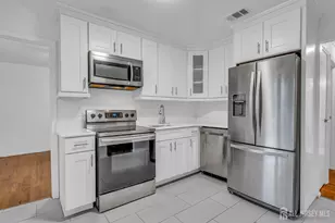 14 College Dr, Edison, NJ 08817 - Photo 11