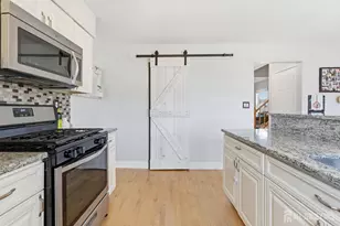 6 Rodio Ct, Sayreville, NJ 08872 - Photo 11