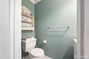 126 Leah Ct, South Brunswick Township, NJ 08810 - Photo 11