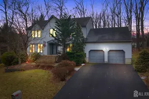 25 Cherokee Rd, East Brunswick Township, NJ 08816 - Photo 1