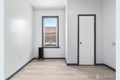 211 N 13th Street #2, Newark, NJ 07107 - Photo 5