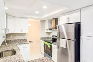 307B Modele Plaza, Monroe Township, NJ 08831 - Photo 11