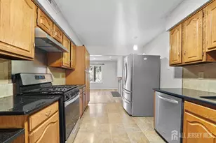 151 Tennyson Dr, Plainsboro Township, NJ 08536 - Photo 5