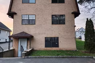 24 Emmett Ave, Hopewell Township, NJ 08861 - Photo 3