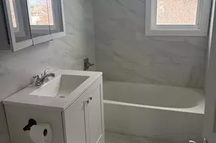 37 S Irving St, Carteret, NJ 07008 - Photo 5