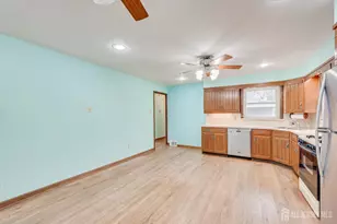 20 Longfield Rd, New Brunswick, NJ 08901 - Photo 13