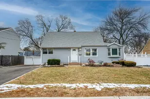 20 Longfield Rd, New Brunswick, NJ 08901 - Photo 1