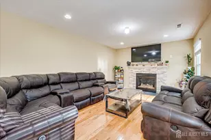 169 Metuchen Ave, Woodbridge Township, NJ 07095 - Photo 17