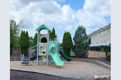 548 E Celebration Way E, South Plainfield, NJ 07080 - Photo 25