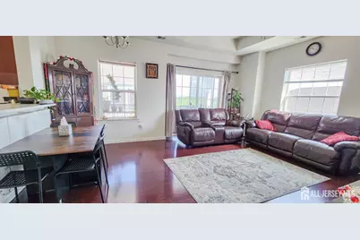 548 E Celebration Way E, South Plainfield, NJ 07080 - Photo 7