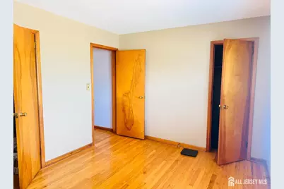 93 N Washington Avenue N, Colonia, NJ 07067 - Photo 7