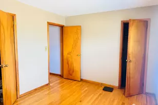 93 N Washington Ave N, Colonia, NJ 07067 - Photo 7