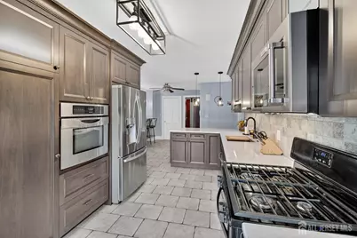 529 Dunellen Avenue, Dunellen, NJ 08812 - Photo 15