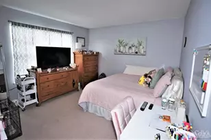 1303 Blossom Cir, South Brunswick Township, NJ 08810 - Photo 19