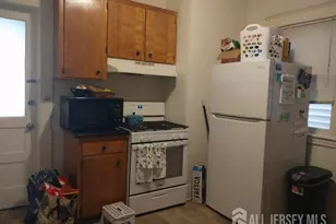 97 Easton Ave, New Brunswick, NJ 08901 - Photo 3