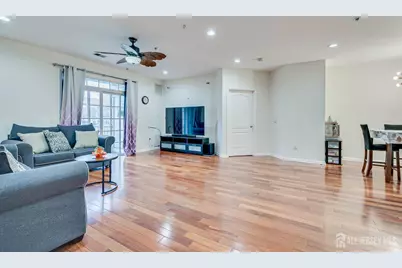 2822 Edward Stec Boulevard, Edison, NJ 08837 - Photo 3