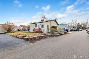 104 Roosevelt Ave, Old Bridge Township, NJ 08879 - Photo 17