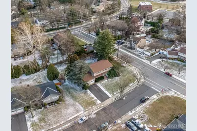 1 Eileen Court, East Brunswick Township, NJ 08816 - Photo 25