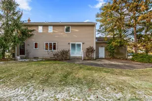 1 Eileen Ct, East Brunswick Township, NJ 08816 - Photo 21