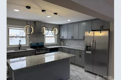 162 Holly Street, Port Reading, NJ 07064 - Photo 5