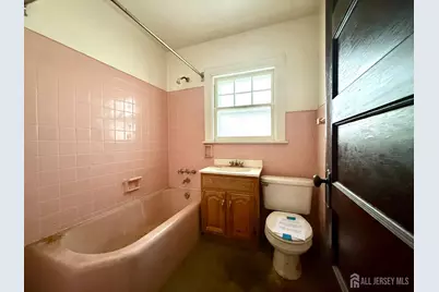 19 N Adelaide Avenue, Highland Park, NJ 08904 - Photo 17