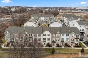 605 Bayside Ct, South Amboy, NJ 08879 - Photo 3