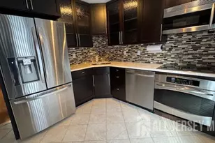 94 Driftwood Dr, Franklin Township, NJ 08873 - Photo 13