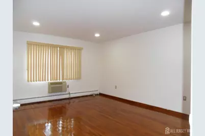 28-02 Woodedge Avenue #2802, Edison, NJ 08817 - Photo 17