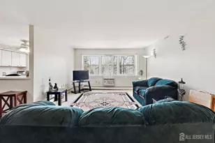 24 Woodedge Ave, Edison, NJ 08817 - Photo 19