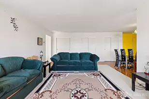 24 Woodedge Ave, Edison, NJ 08817 - Photo 15