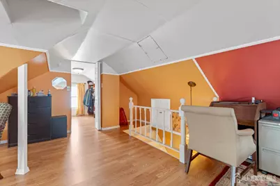 186 Metuchen Avenue, Woodbridge Township, NJ 07095 - Photo 17