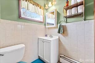 186 Metuchen Ave, Woodbridge Township, NJ 07095 - Photo 25