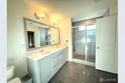 5 Wisteria Court, Monroe Township, NJ 08831 - Photo 11