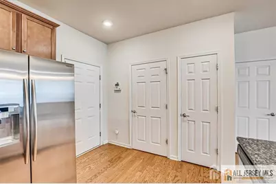 1515 Hudson Circle, Highland Park, NJ 08904 - Photo 3