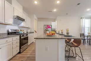 227 Park Ln, Dunellen, NJ 08812 - Photo 9