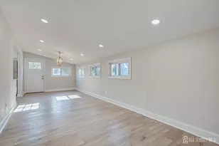 35 Kendall Dr, Sayreville, NJ 08859 - Photo 21