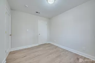 35 Kendall Dr, Sayreville, NJ 08859 - Photo 27