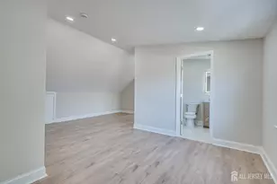 35 Kendall Dr, Sayreville, NJ 08859 - Photo 37