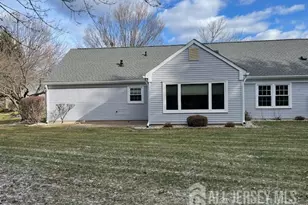 718 A Victoria Ct, Monroe Township, NJ 08831 - Photo 17