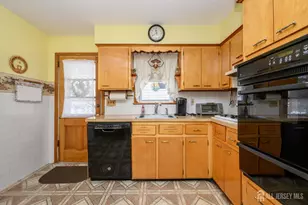 713 1st St, Dunellen, NJ 08812 - Photo 13