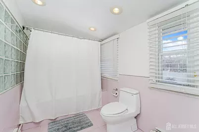 7 Walnut Lane, Sayreville, NJ 08859 - Photo 11