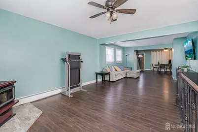 7 Walnut Lane, Sayreville, NJ 08859 - Photo 5