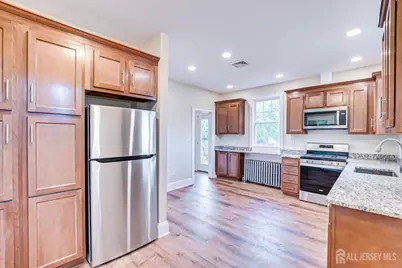 338 Buckelew Avenue, Monroe Township, NJ 08831 - Photo 9