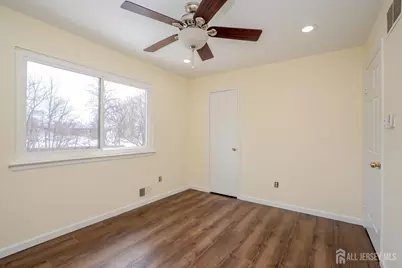 1001 Edison Glen Terrace, Edison, NJ 08837 - Photo 9