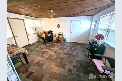 726 W Milton Avenue, Rahway, NJ 07065 - Photo 15