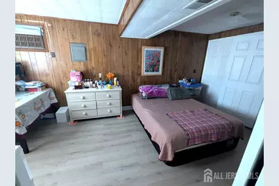 726 W Milton Avenue, Rahway, NJ 07065 - Photo 3