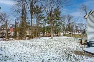 304 Maplecrest Rd, Edison, NJ 08820 - Photo 33