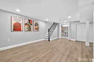 162 Brower Ave, Edison, NJ 08837 - Photo 33